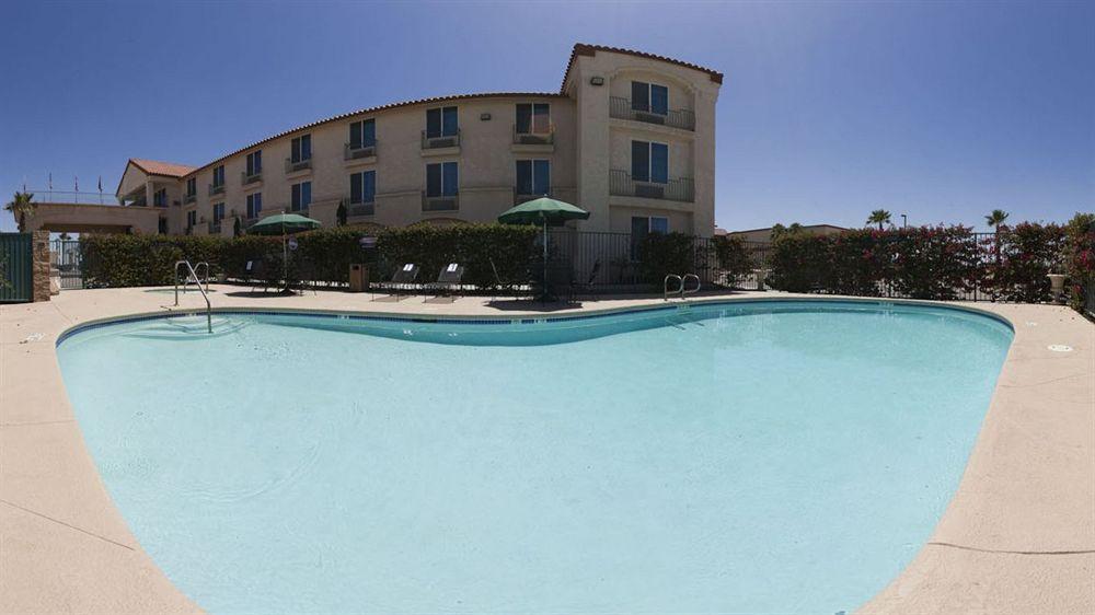 Hampton Inn By Hilton Calexico Exterior photo