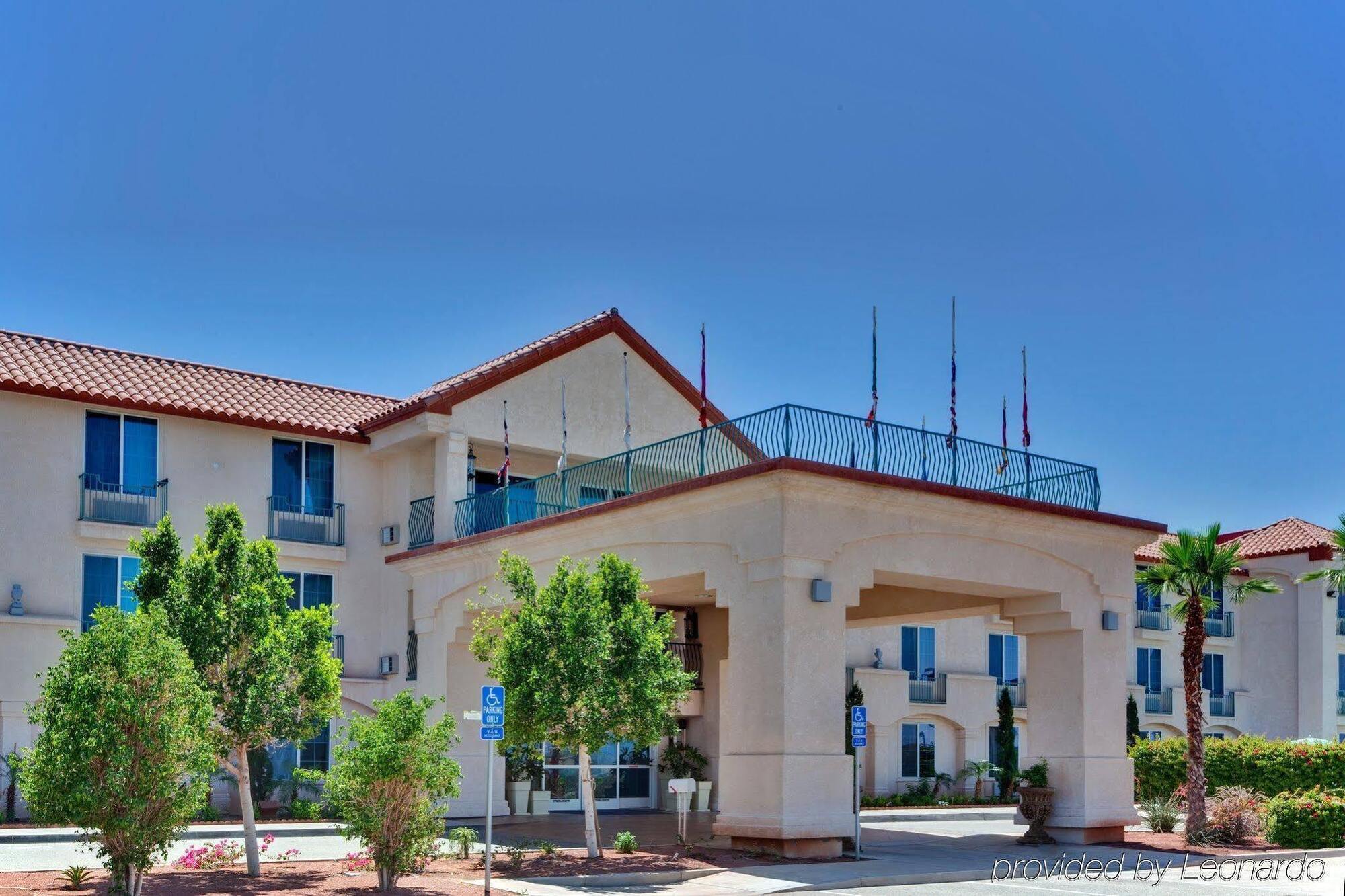 Hampton Inn By Hilton Calexico Exterior photo